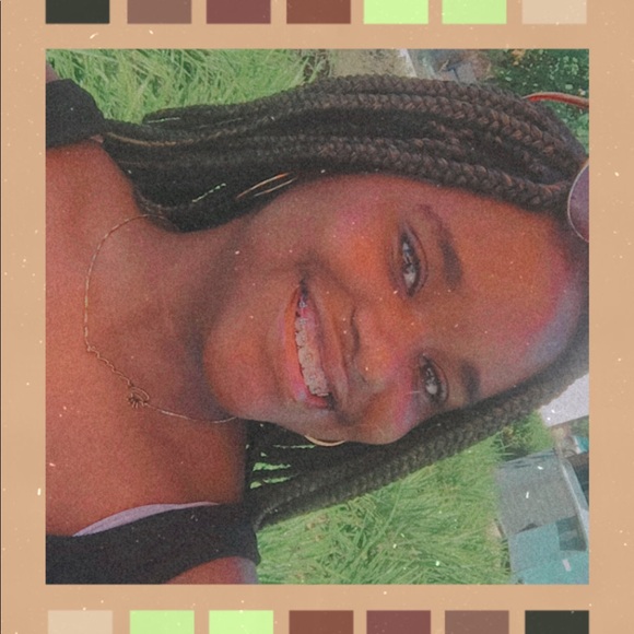 Meet your Posher, Cherise - Picture 4 of 16